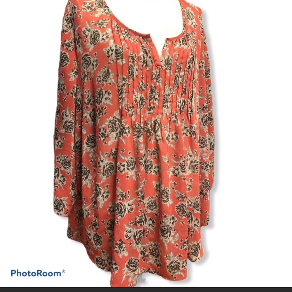 Torrid 3/4 coral floral blouse